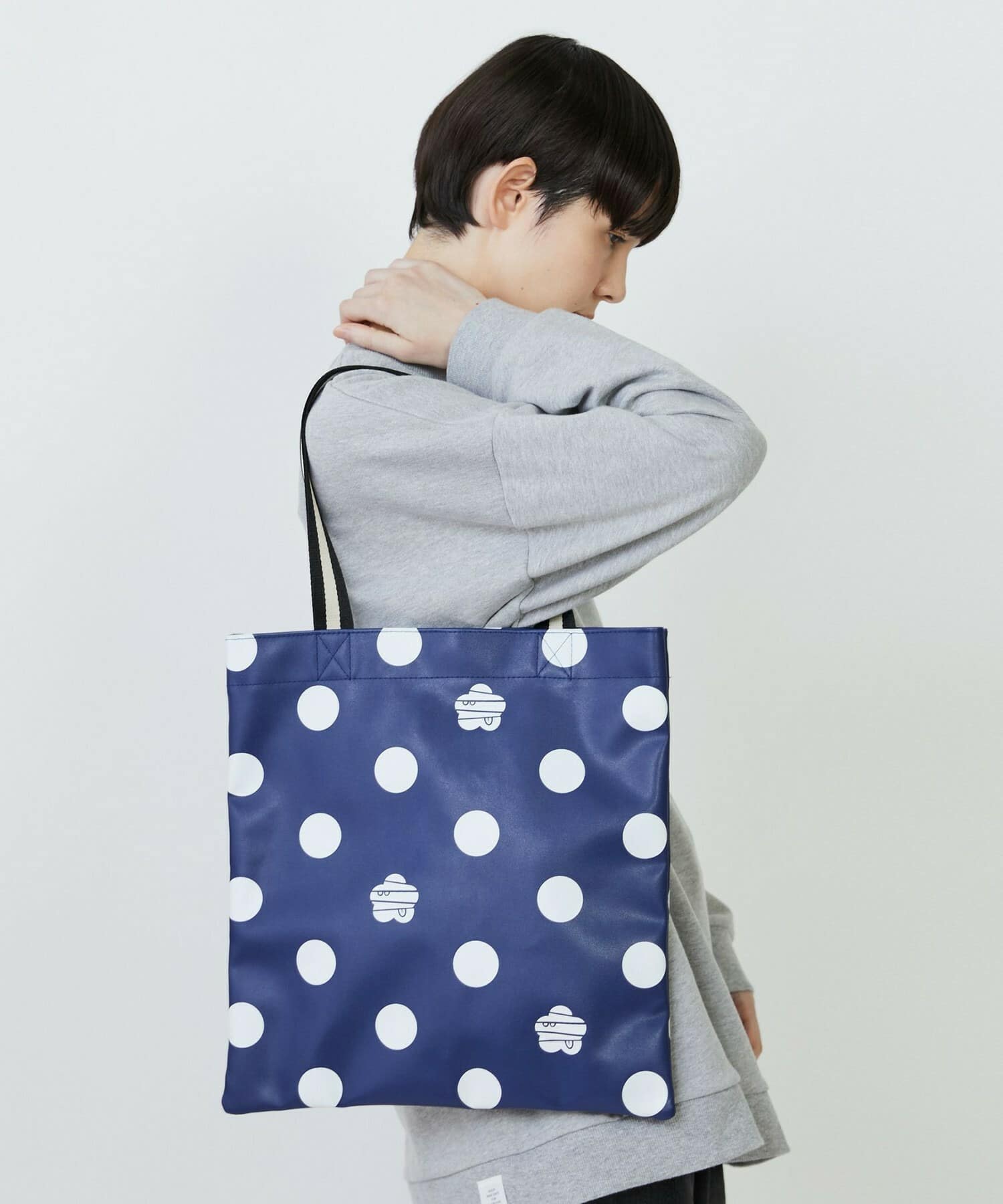 パークドット―ト ネイビー Fサイズ