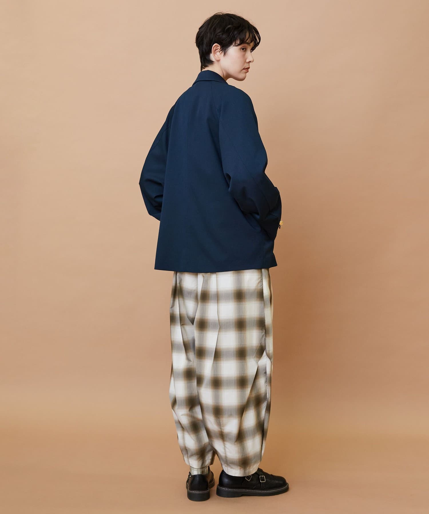 ブレイザー グレージュ 1サイズ