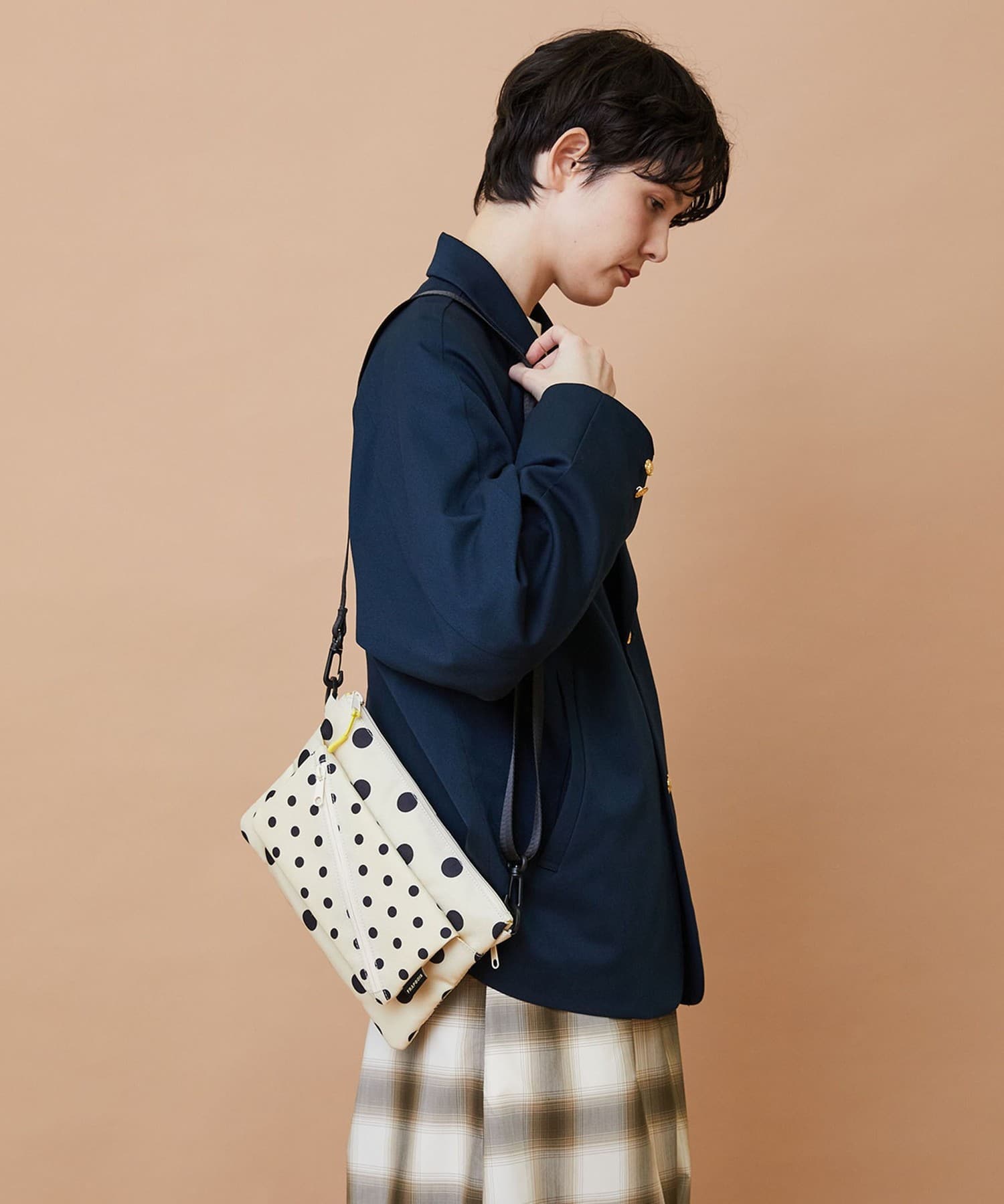 フラップサコッシュ② ベージュドット Fサイズ