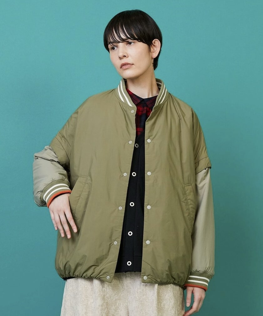 カーキ×ライトカーキ