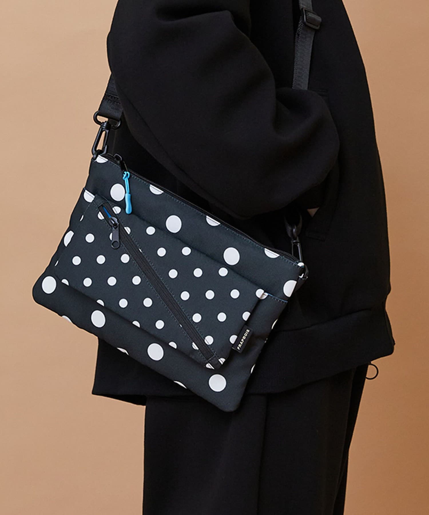 ブラックドット