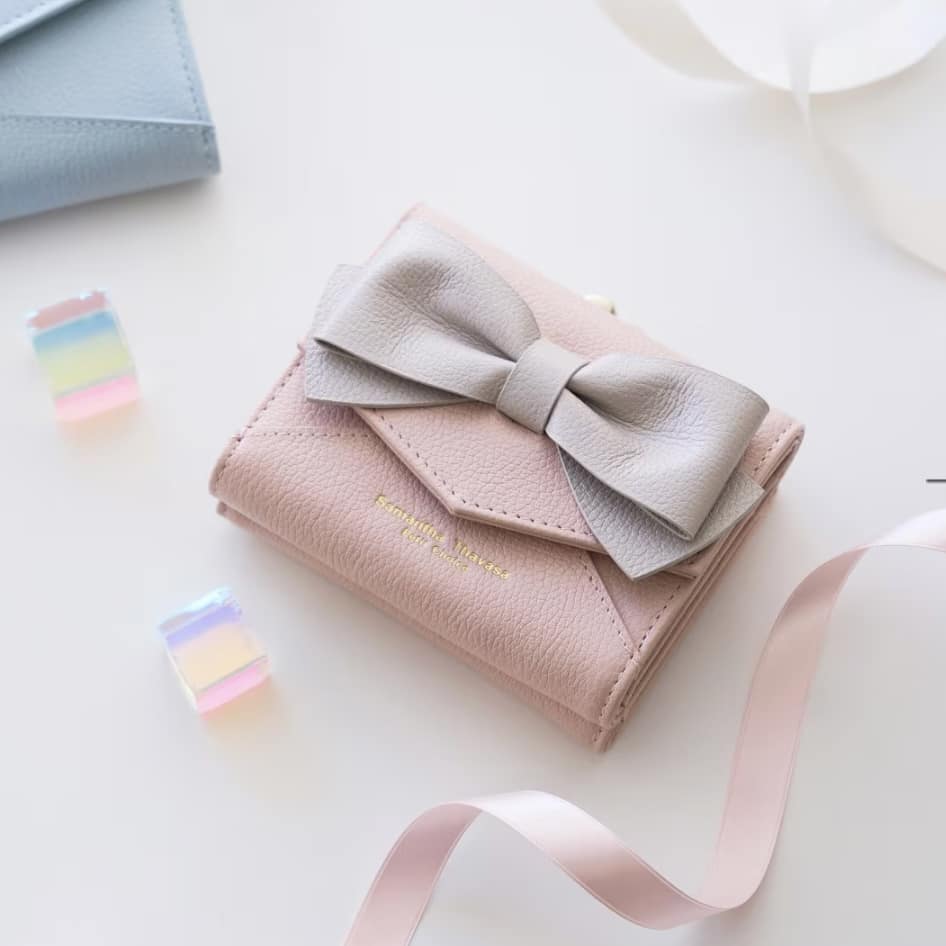 ビッグリボン 折財布