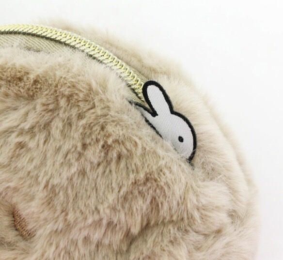 【ミッフィー(miffy)  ポーチ　モコモコファー　7117　 ホワイト】