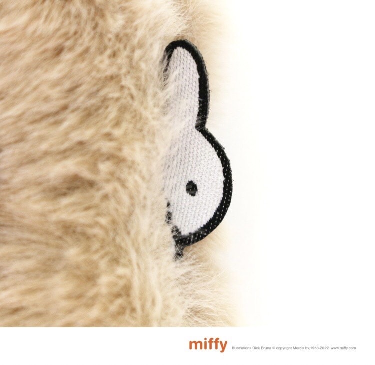 【ミッフィー(miffy)  巾着タイプ　モコモコファー　6057 ミルクティー】