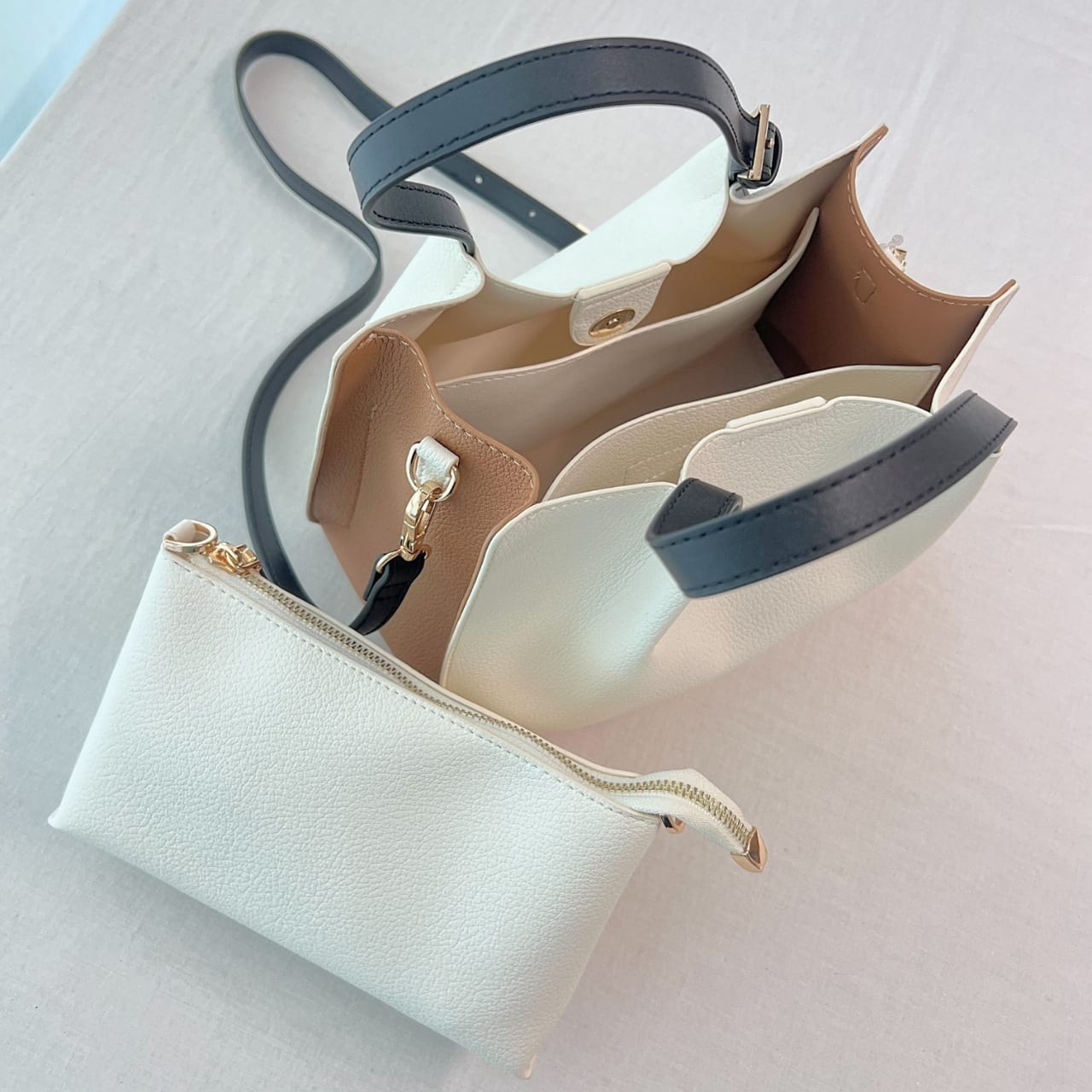 ショルダーバック付きトート アイボリー Free