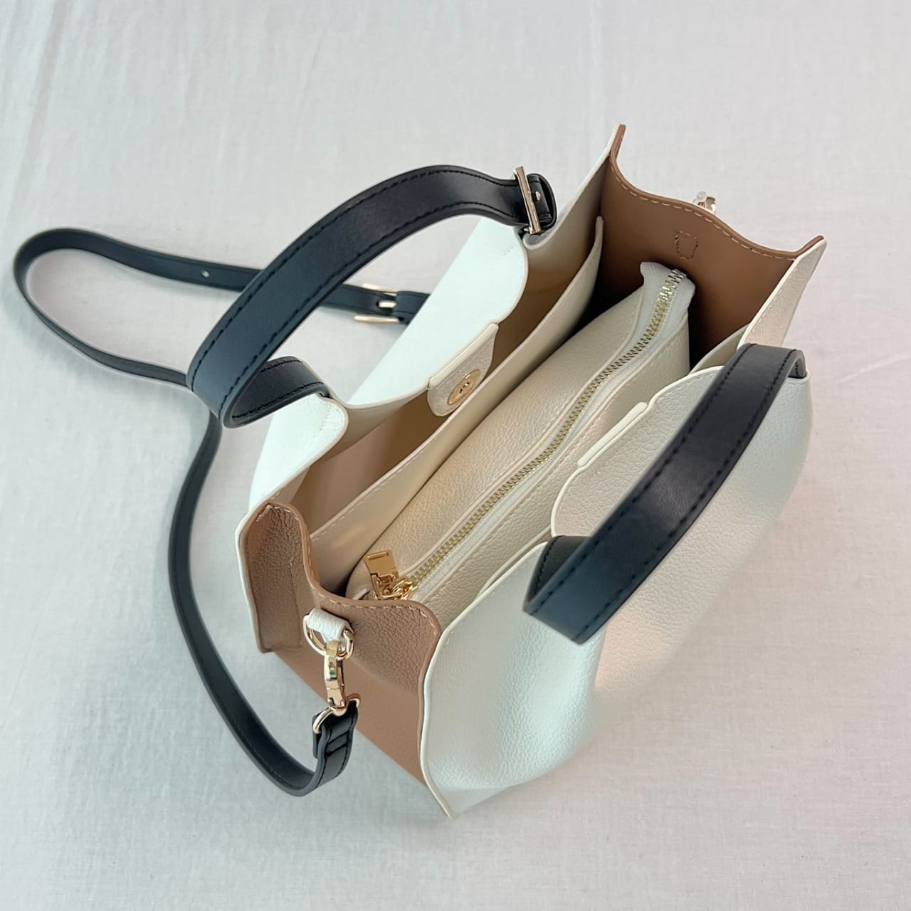 ショルダーバック付きトート アイボリー Free