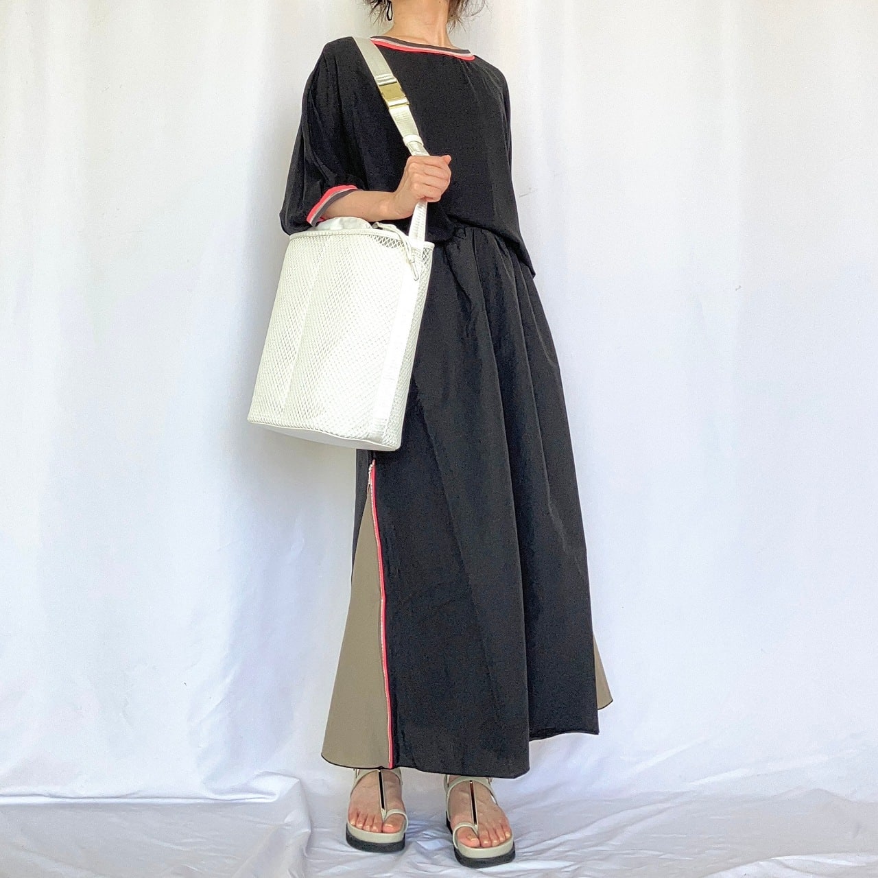 リブネックグログラントップス ブラック Free