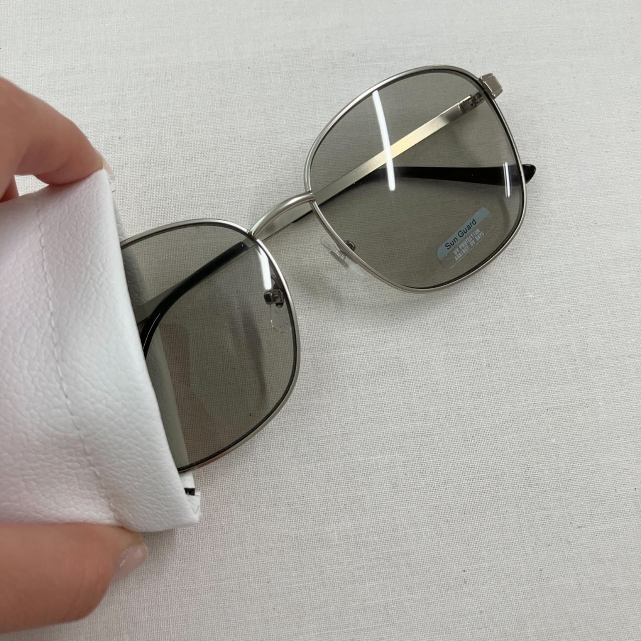 メタル細フレームサングラス グレー Free