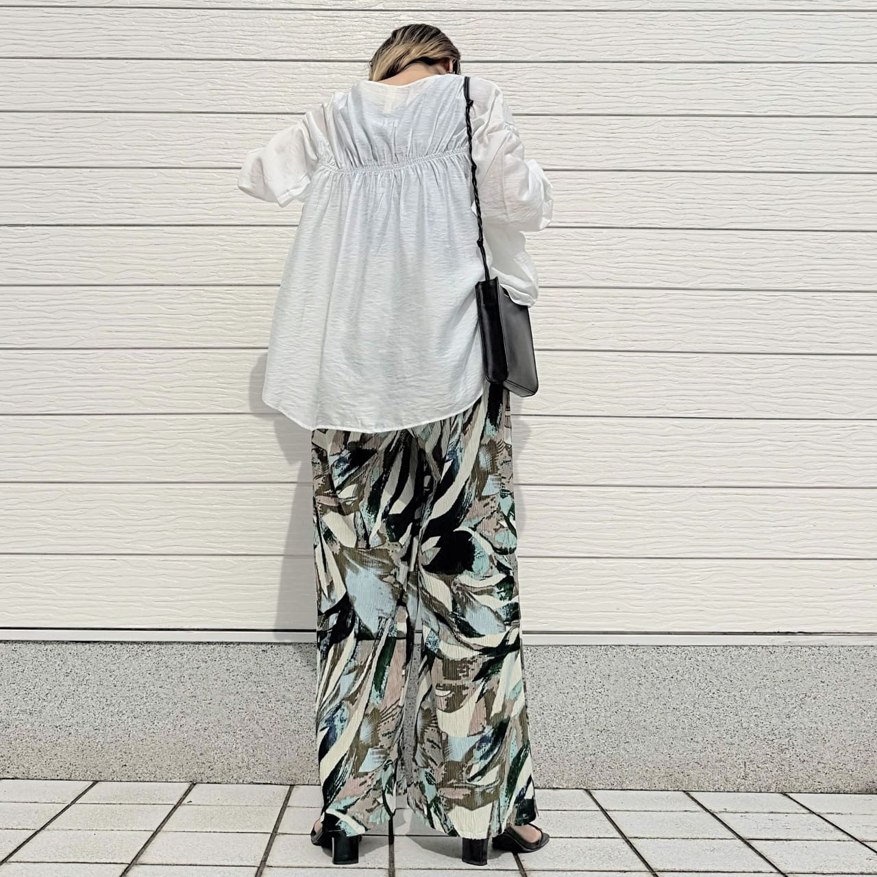 プリーツリーフ柄パンツ グレー系 Free