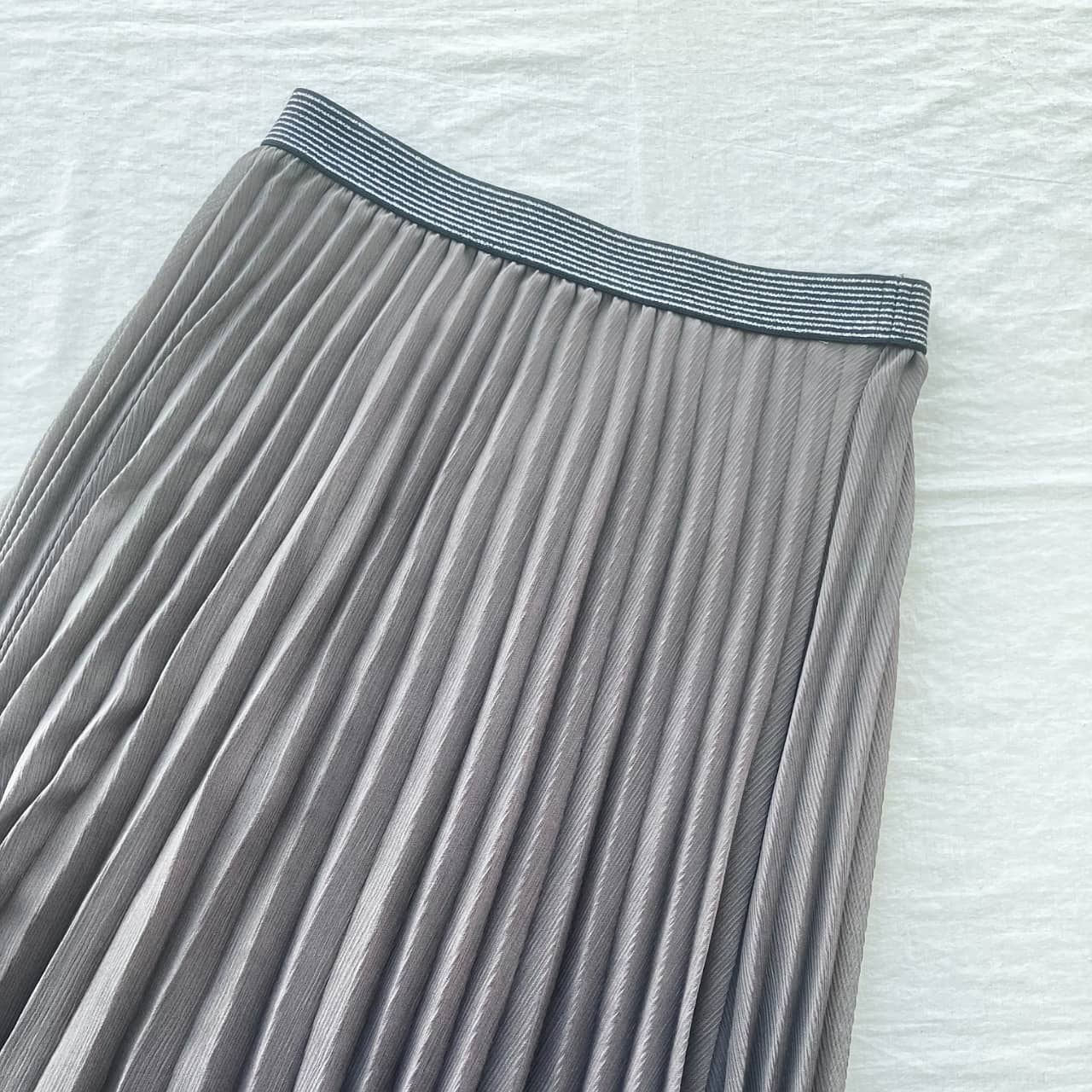 【セットアップ対応アイテム】ニュアンスカラープリーツスカート オリーブ Free