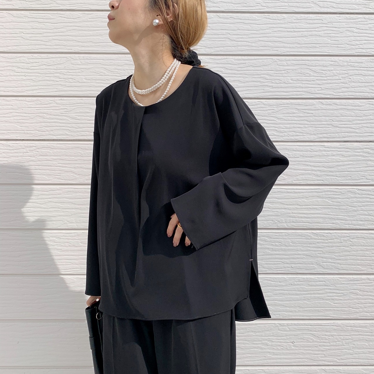 【セットアップ対応アイテム】クルーネック袖スリットブラウス ベージュ Free