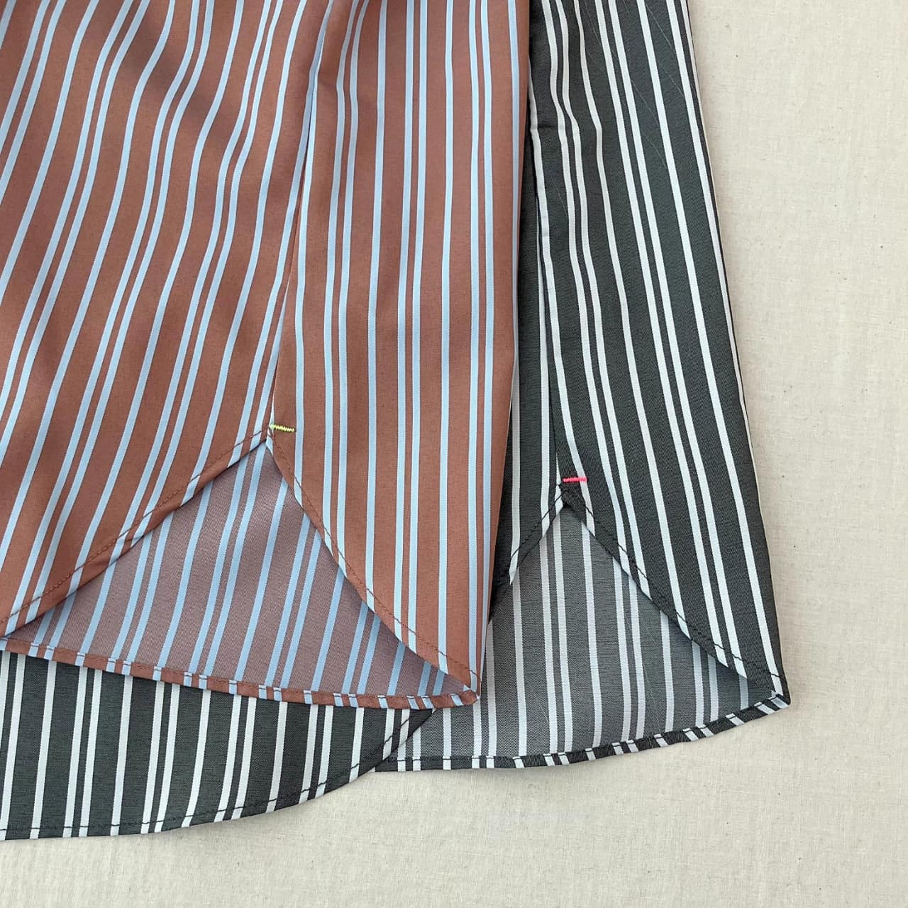 ポケット刺繍ロングシャツ ブラウン Free