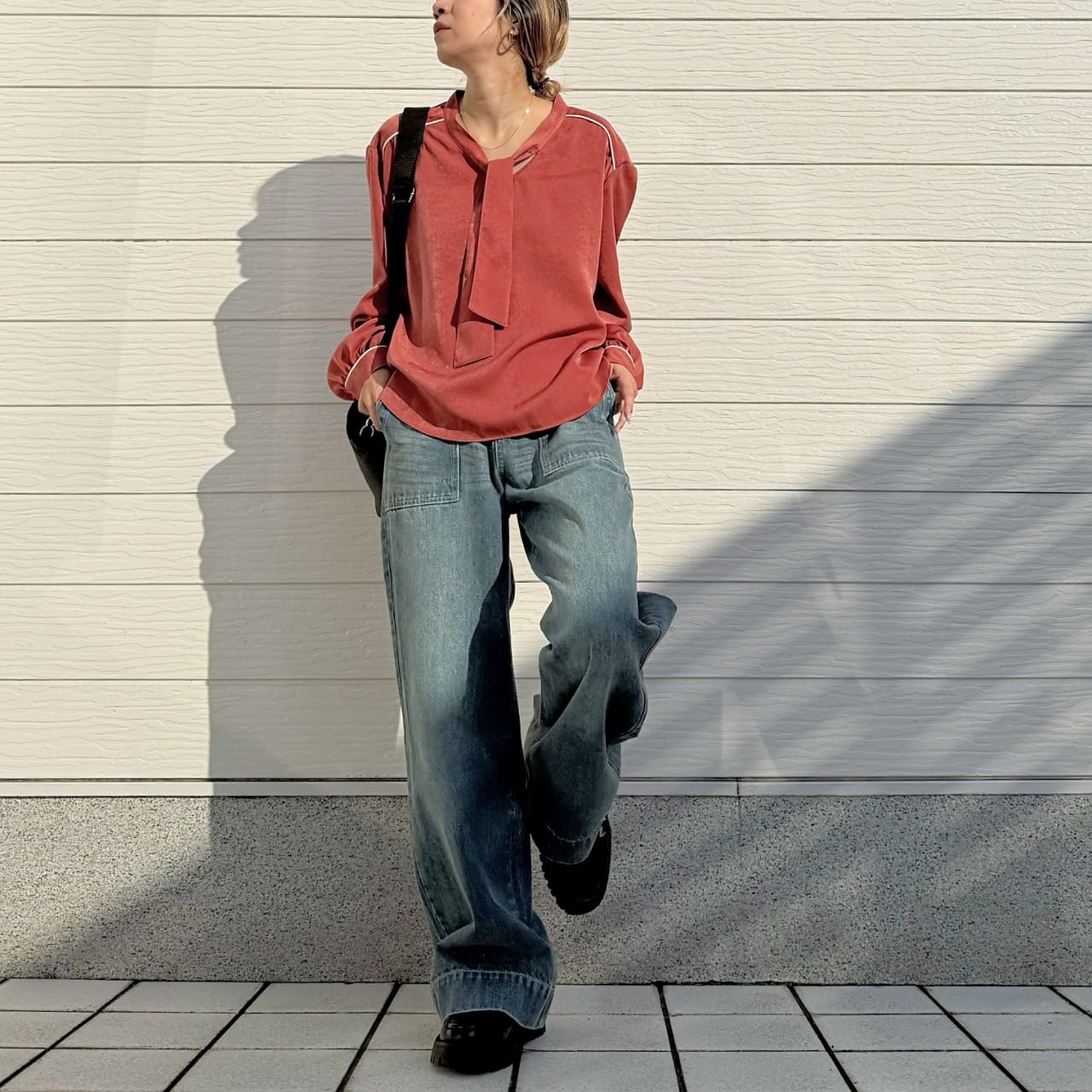 ラインボウタイブラウス テラコッタ Free