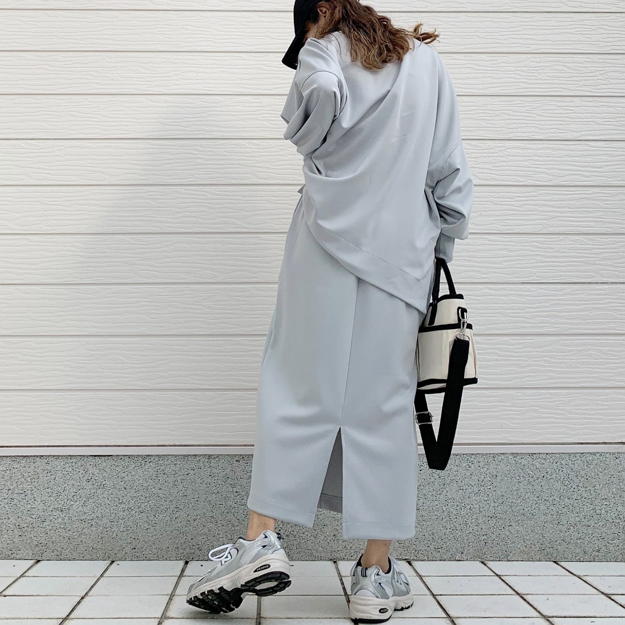 セットアップアイテム】ダンボールドルマンプルオーバー(Free ライト  