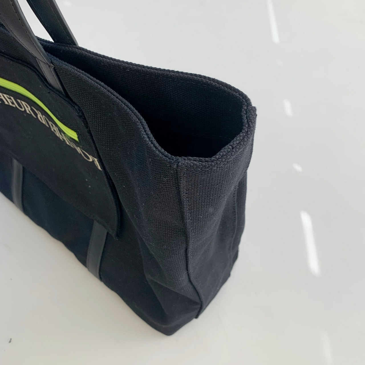 ロゴトート ホワイト Free