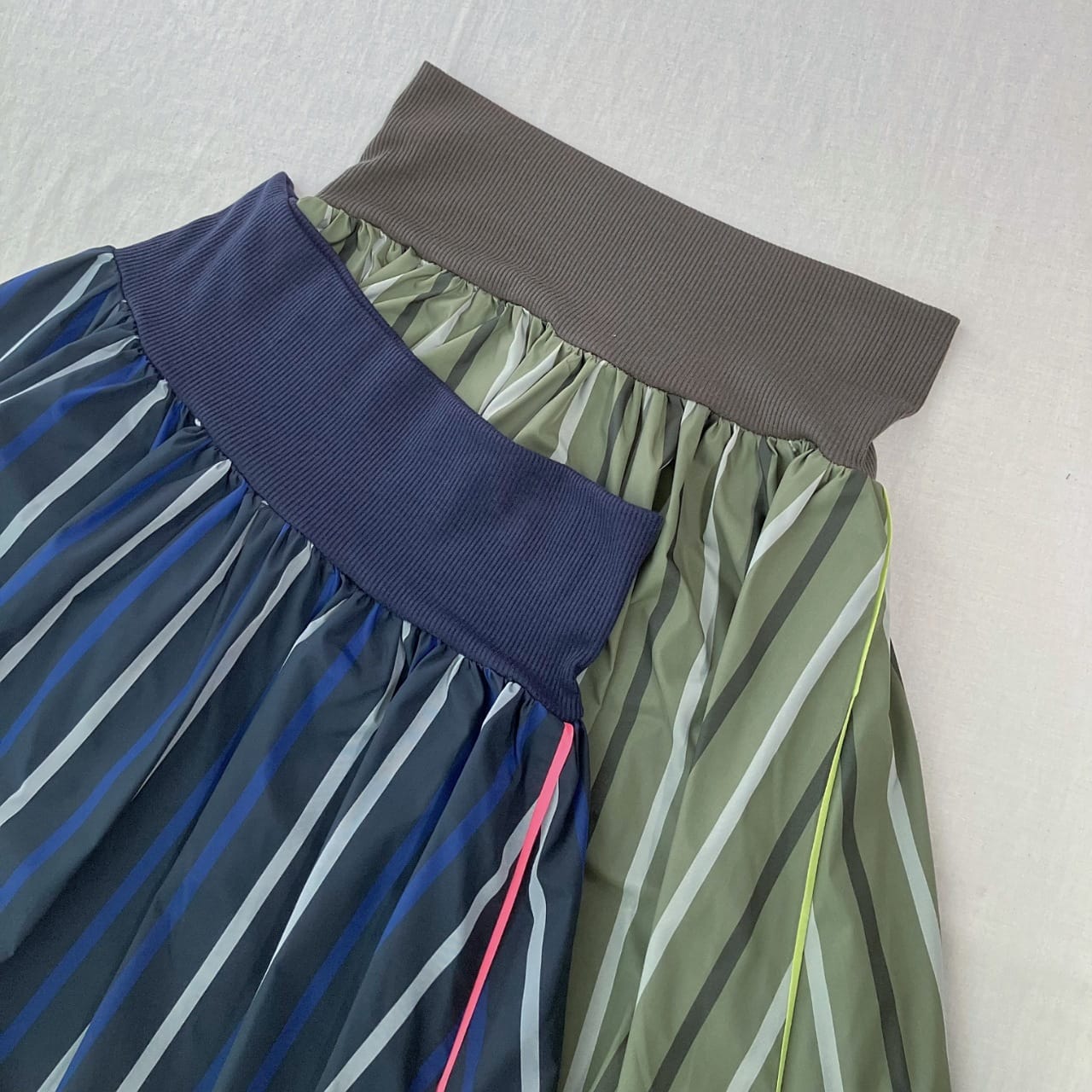 メモリーマルチストライプスカート ネイビー Free