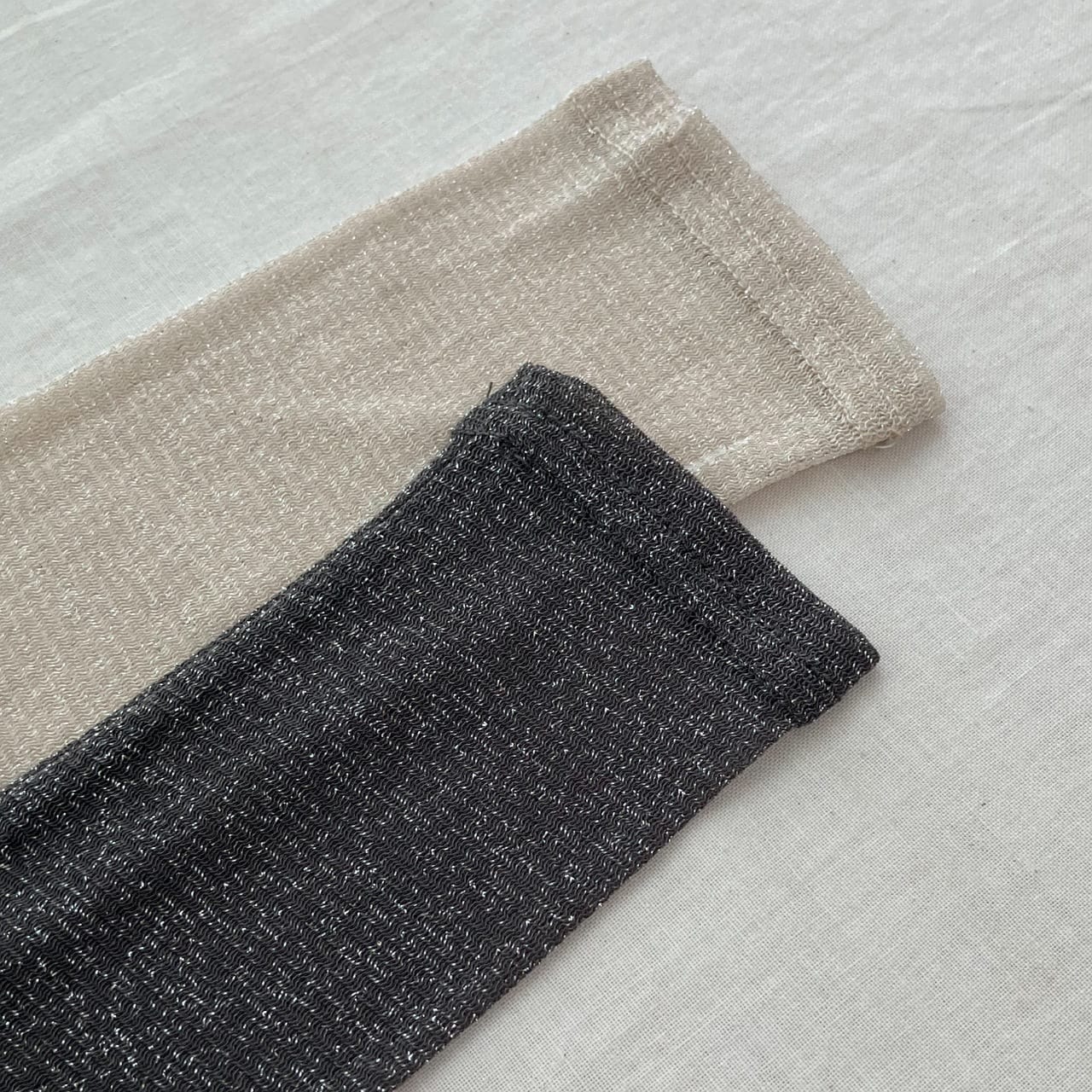 ラメシアーハイネックインナー ベージュ Free