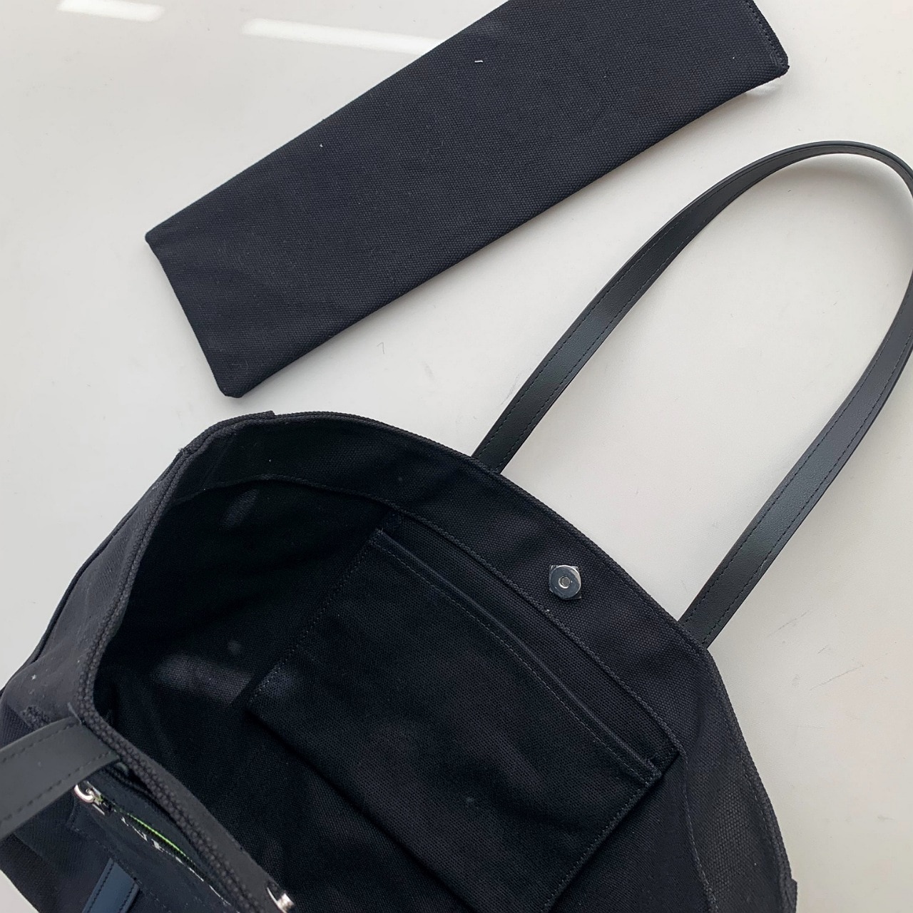 ロゴトート ブラック Free