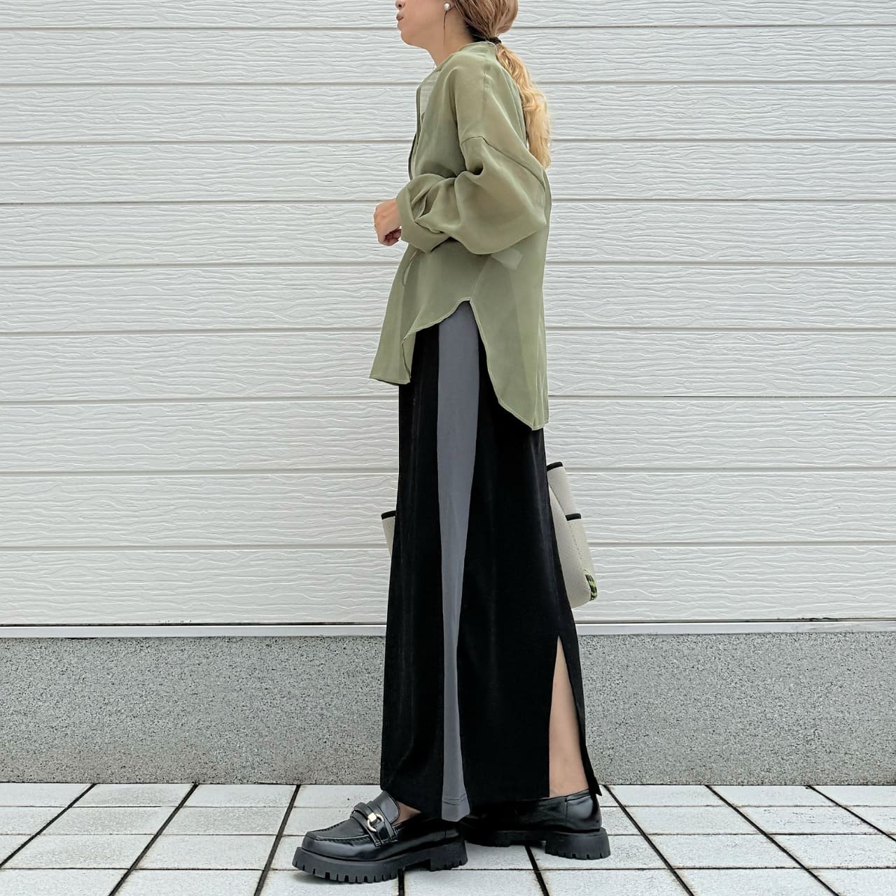 Deep Vキーネックブラウス ブラウン Free