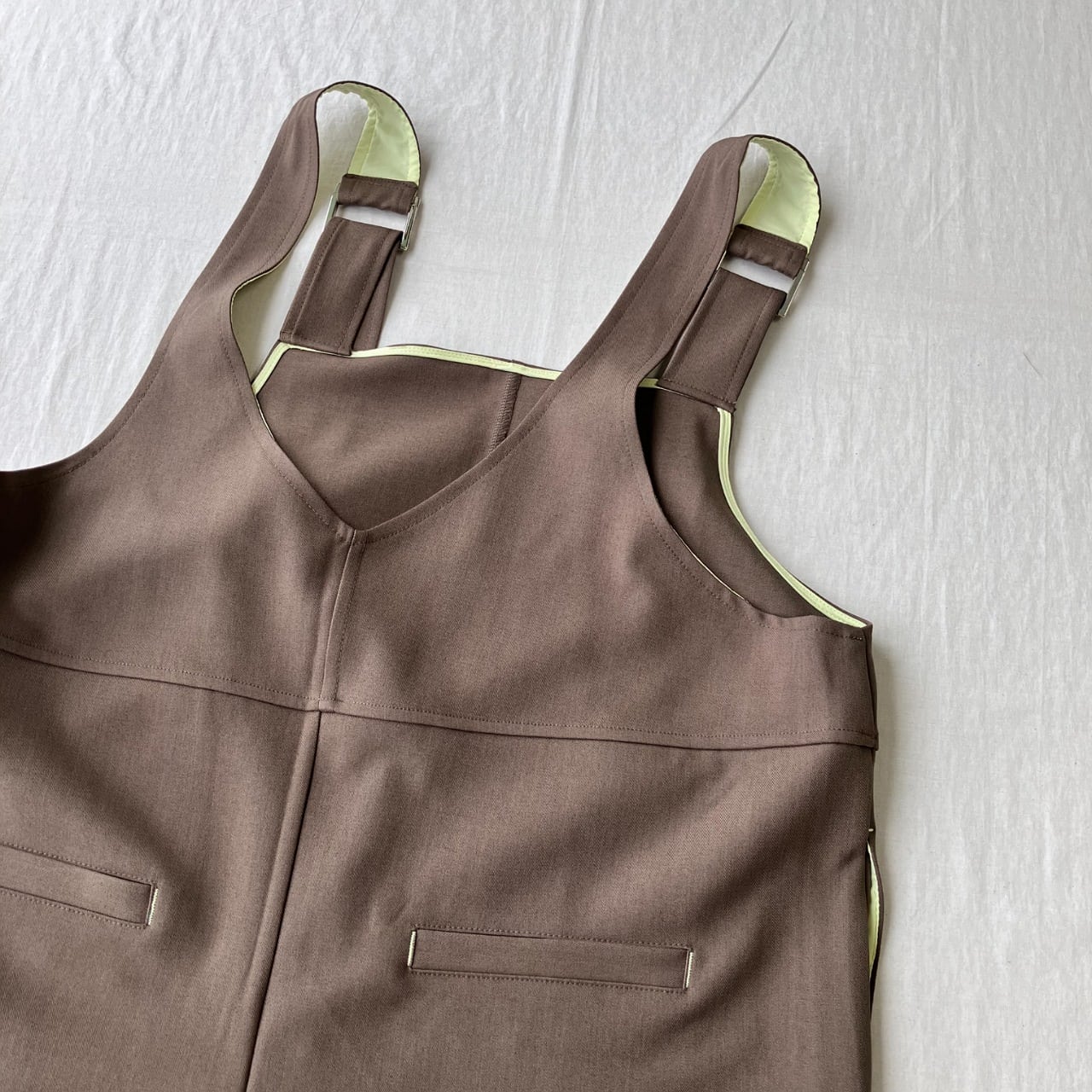 ショルダーベルトサロペット ブラウン Free