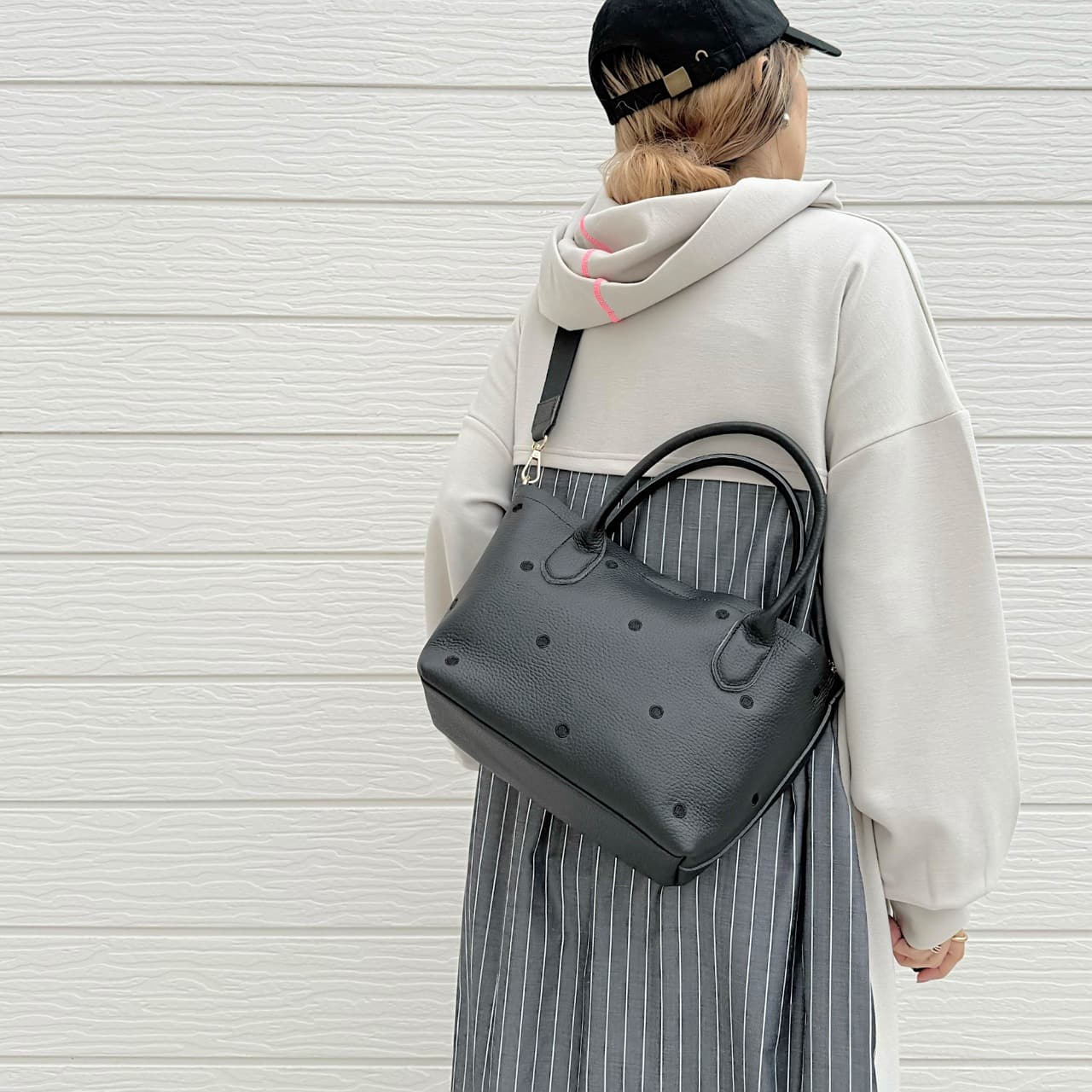 牛革ドット2wayトート シルバー Free