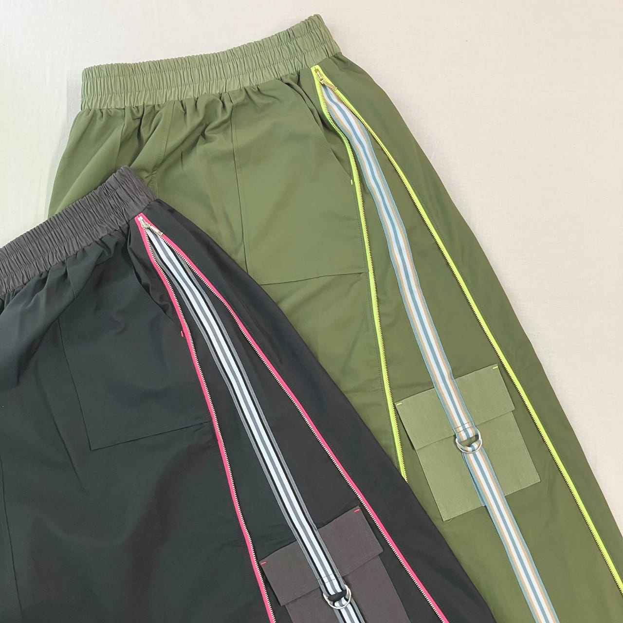 切替サイドZipラインスカート カーキ Free