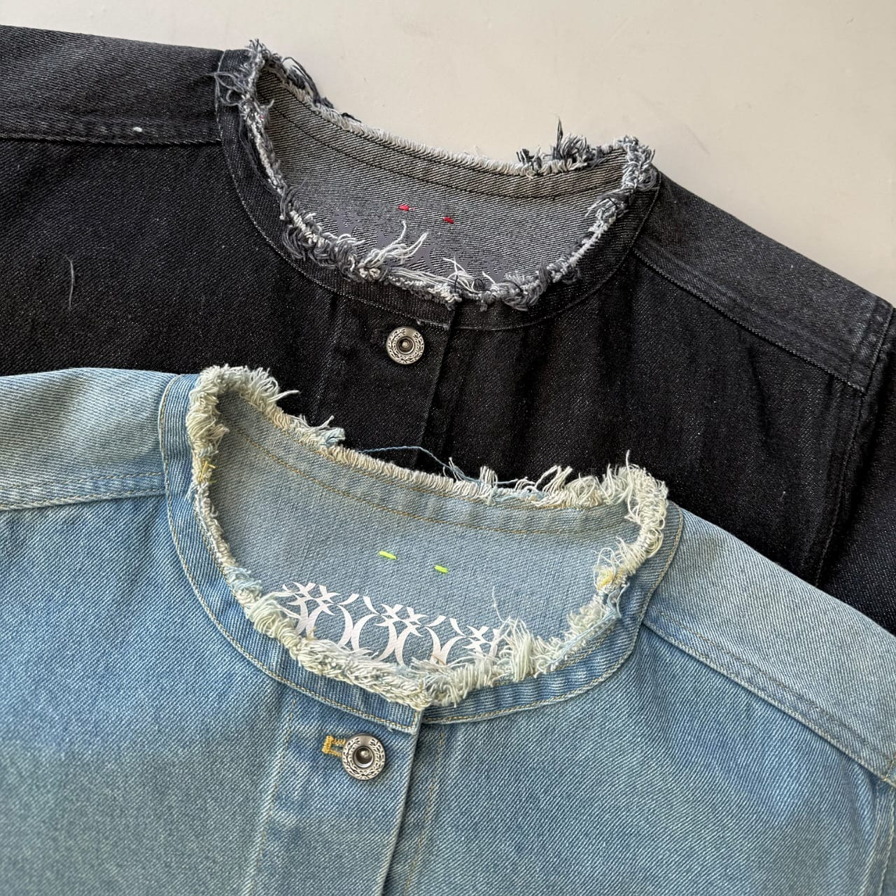 ノーカラーデニムブルゾン サックス Free