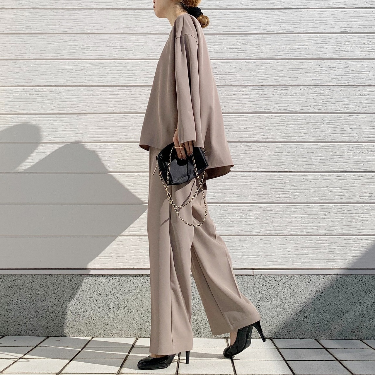 【セットアップ対応アイテム】クルーネック袖スリットブラウス ブラック Free