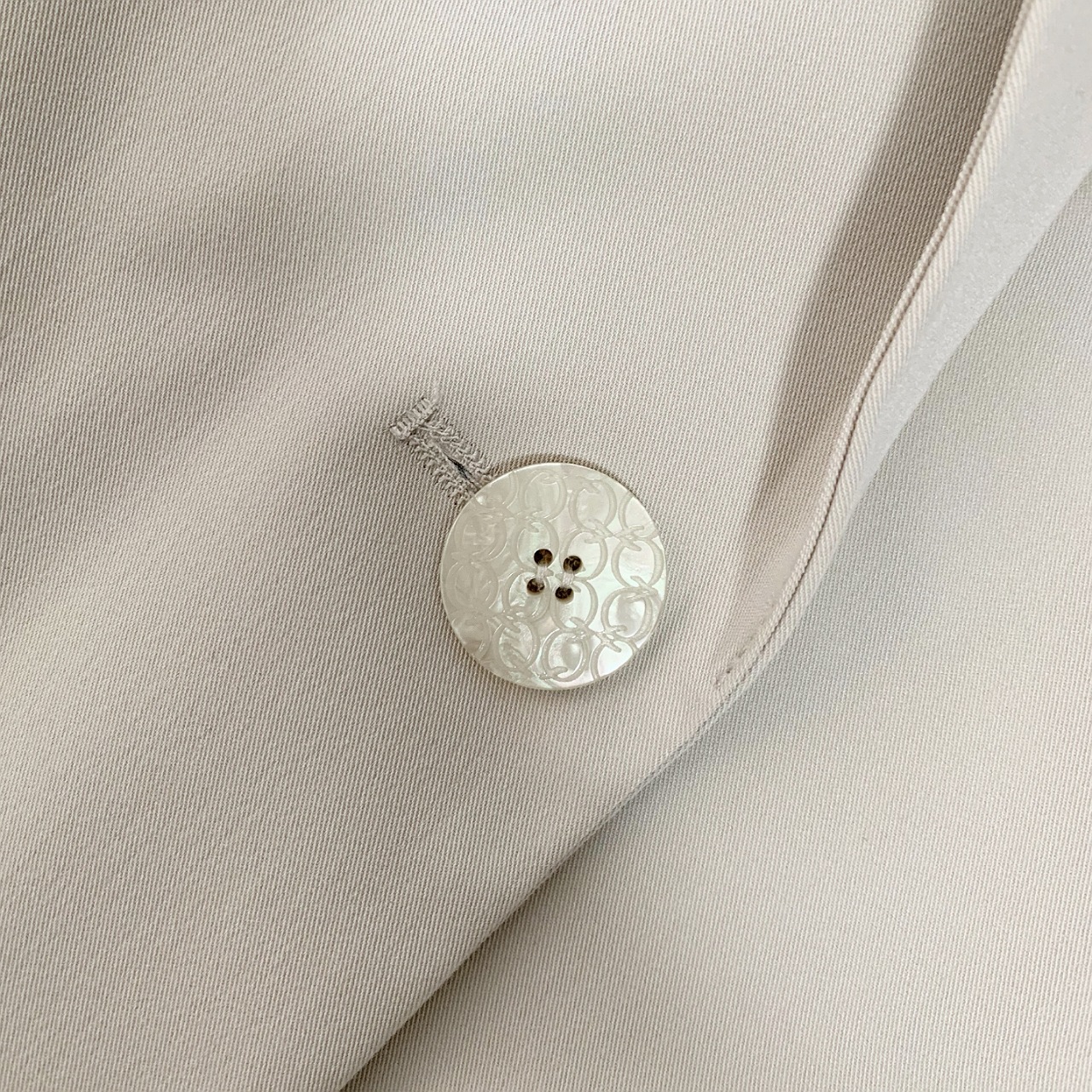 【セットアップ対応アイテム】TRストレッチピークドラぺルジャケット ライトベージュ Free