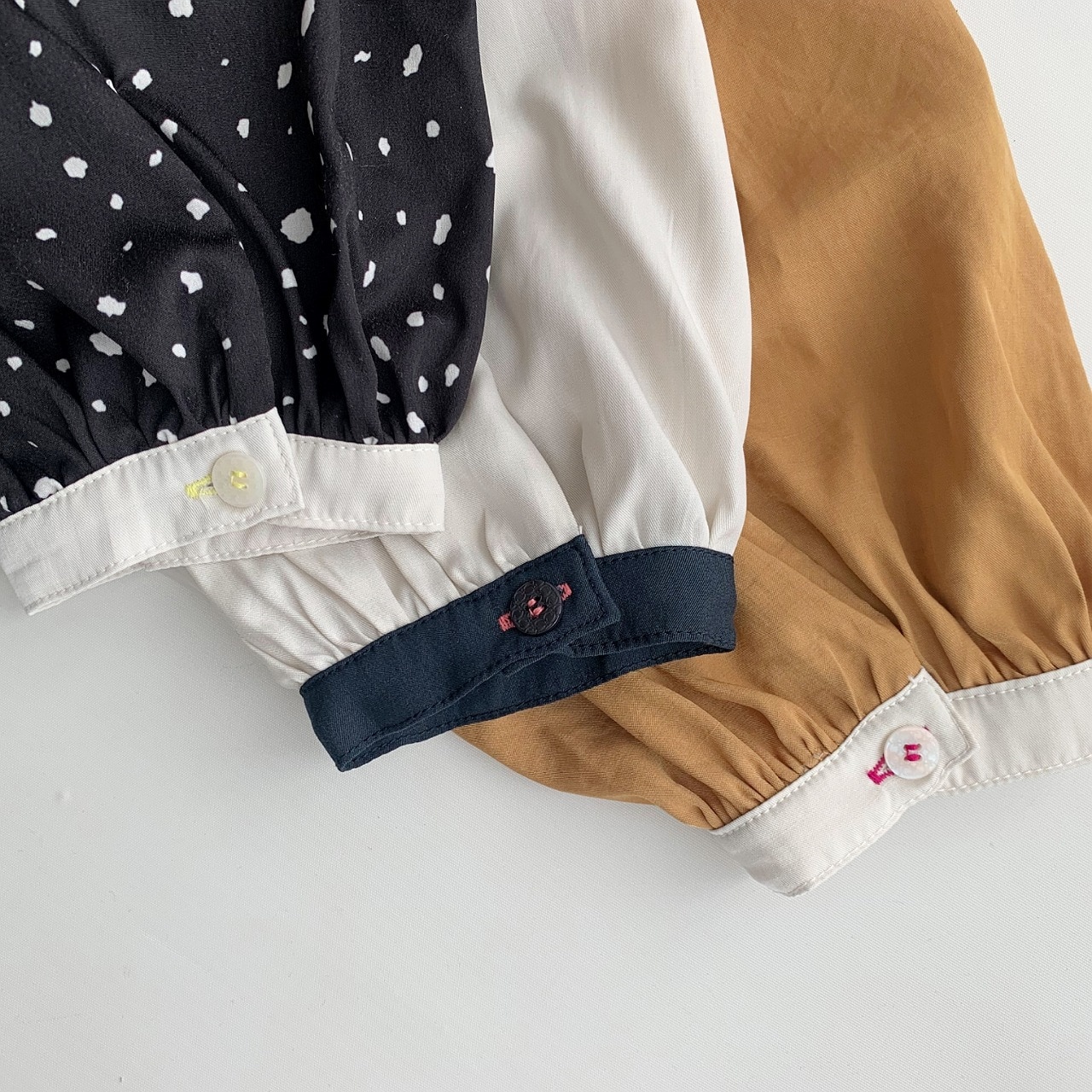 フロントZIPギャザーブラウス ライトエクリュ Free