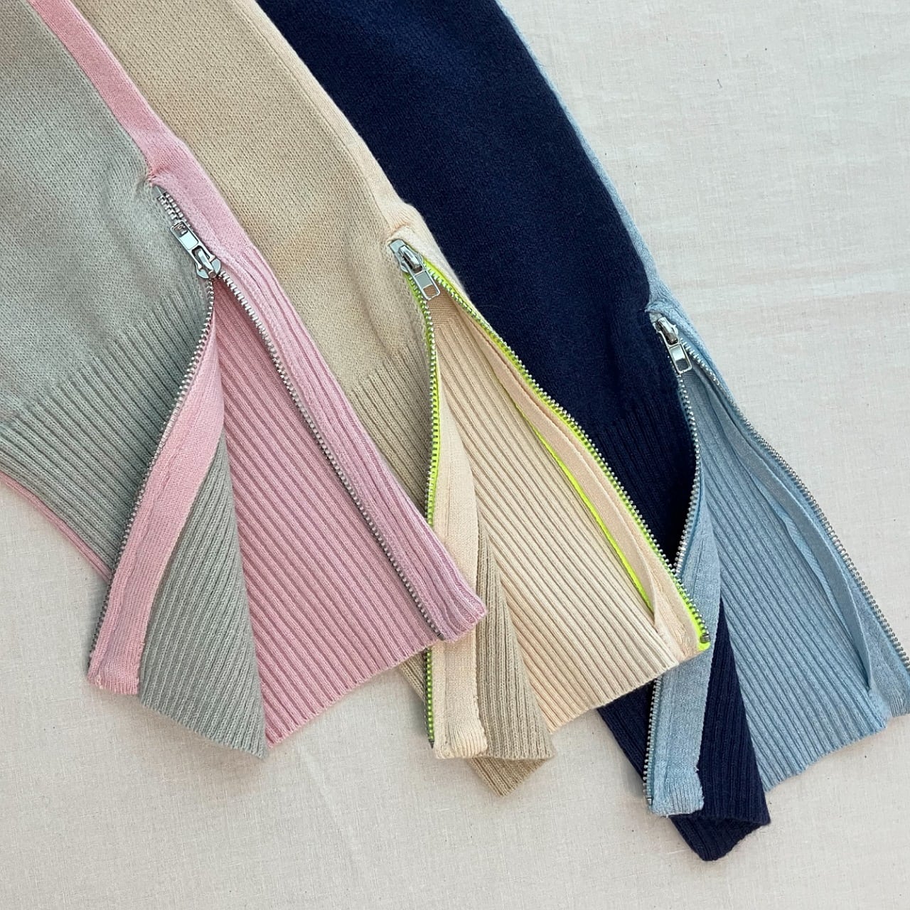 バイカラーZipニット ブルー Free