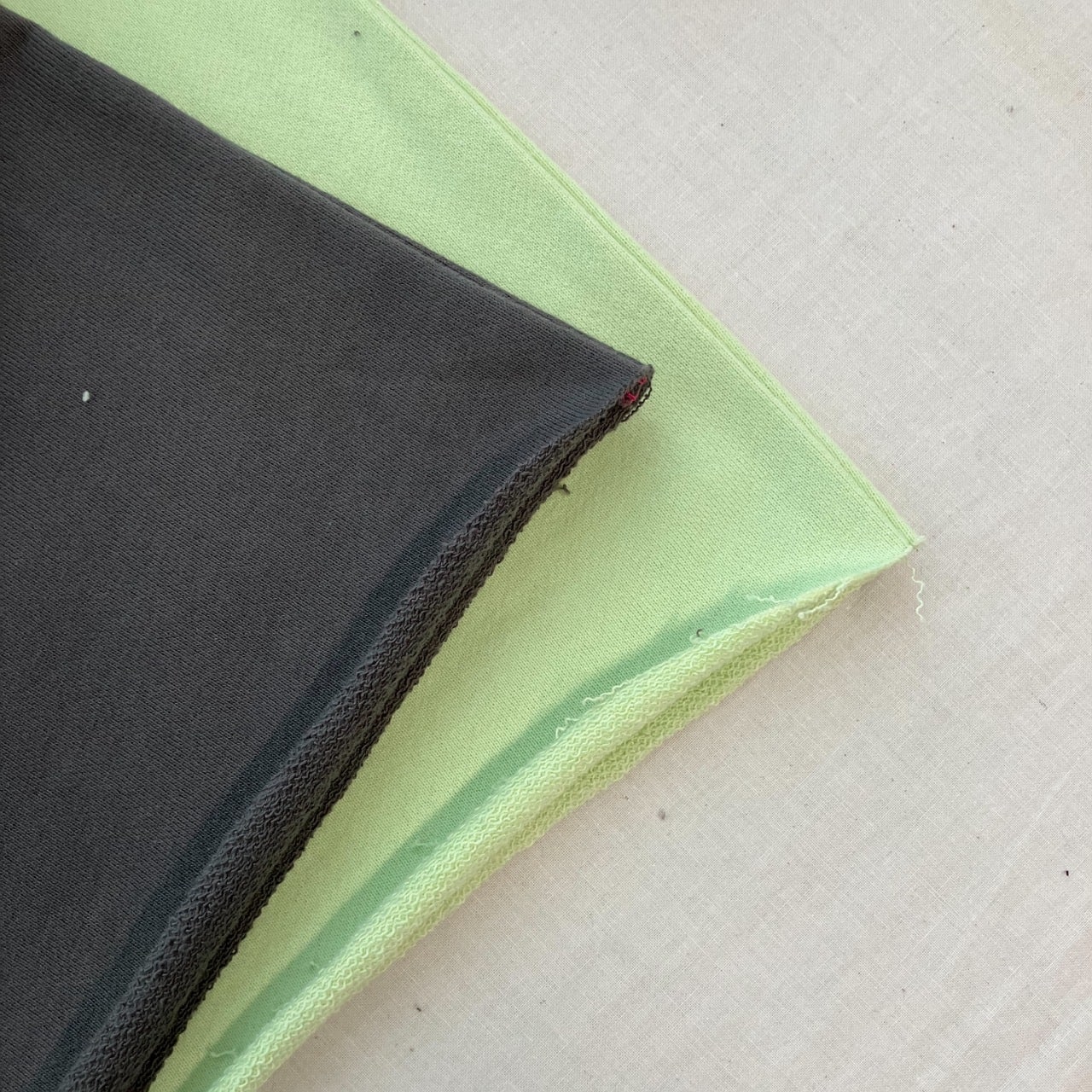 ボートネックラグラン裏毛トップス ライトグリーン Free