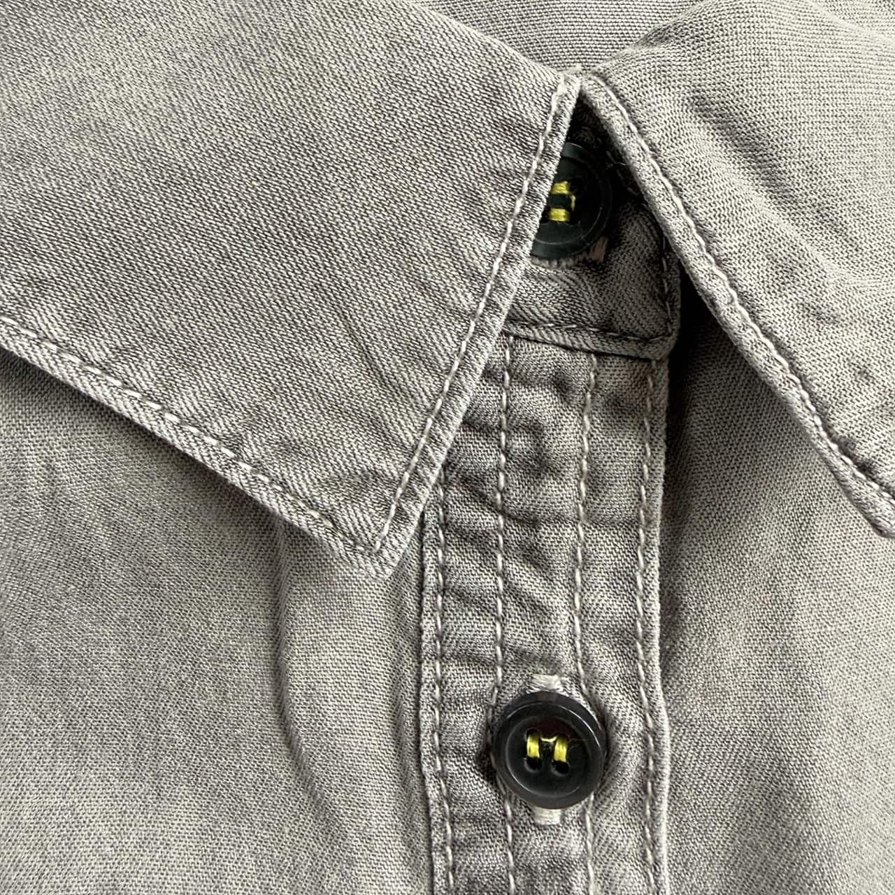 Qバックモノグラムテンセルデニムシャツ ブルー Free