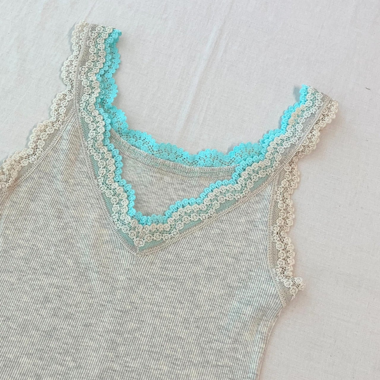 ライトグレー×ブルー