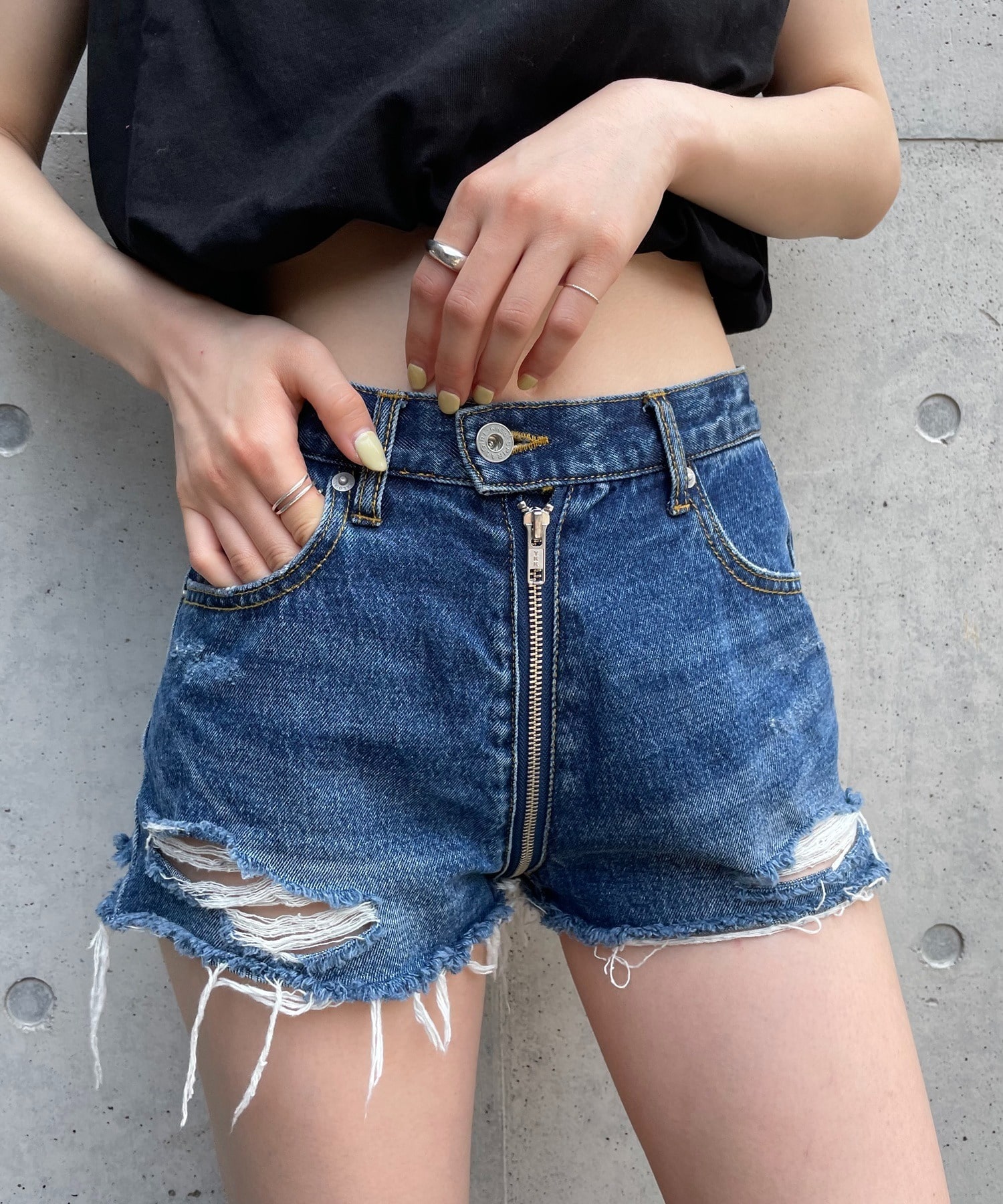 フルジップデニムショートパンツ(S ブルー)｜ スパイラルガール