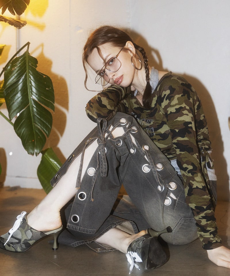 ラインストーンロゴアンサンブルトップス カーキ系 F