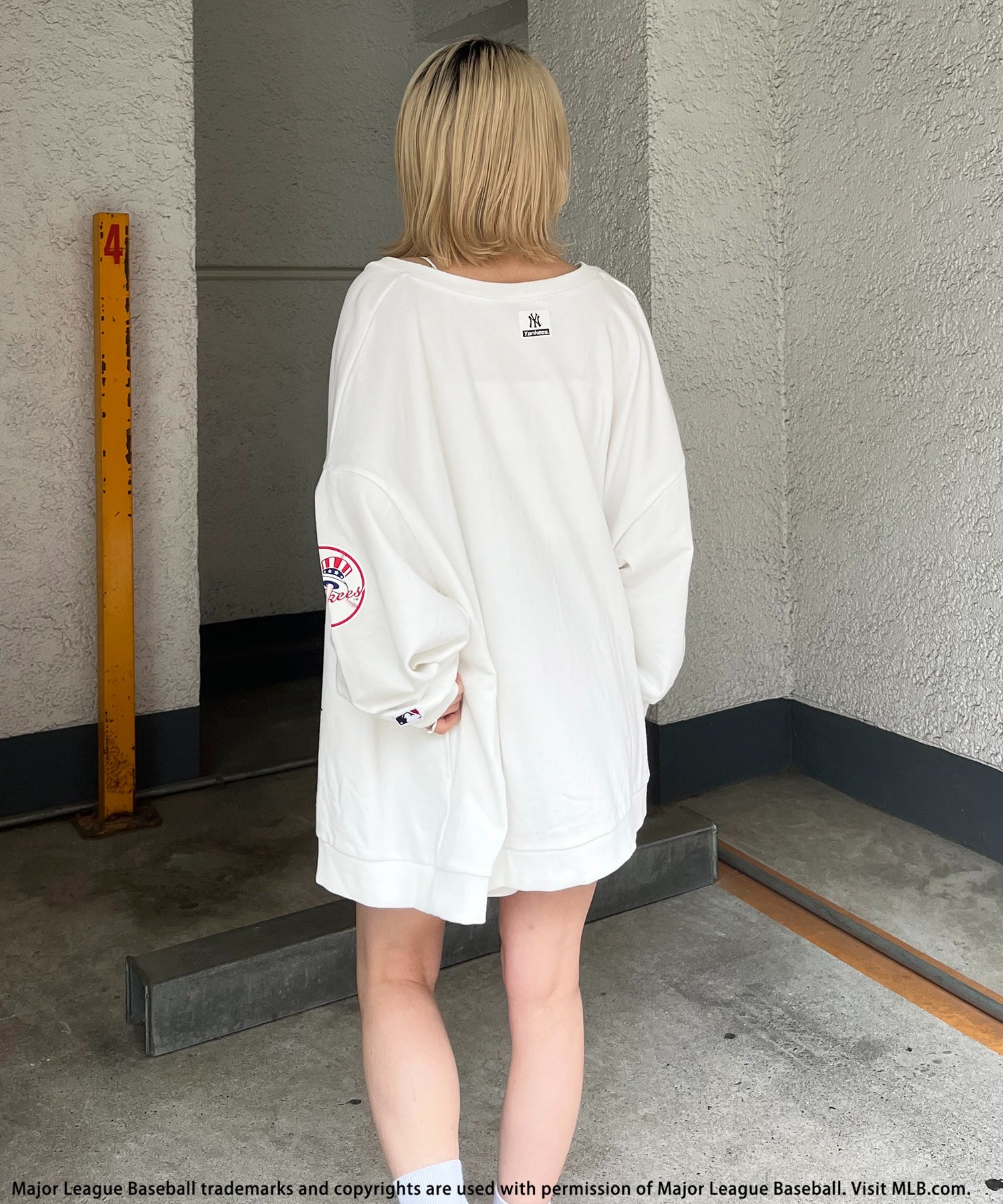 【MLB】ラインロゴ3ピースセットアップ ホワイト F