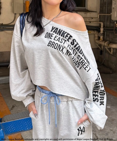 【MLB】プリントロゴオフショルダーセットアップ グレー F