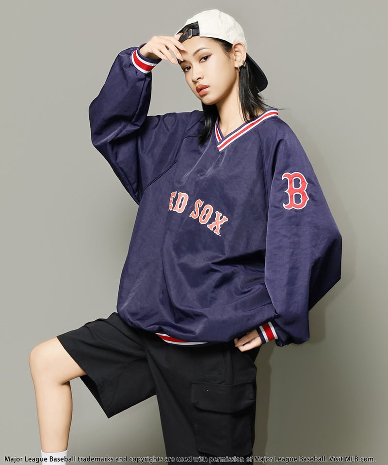 【MLB】刺しゅうロゴナイロンプルオーバー ネイビー F