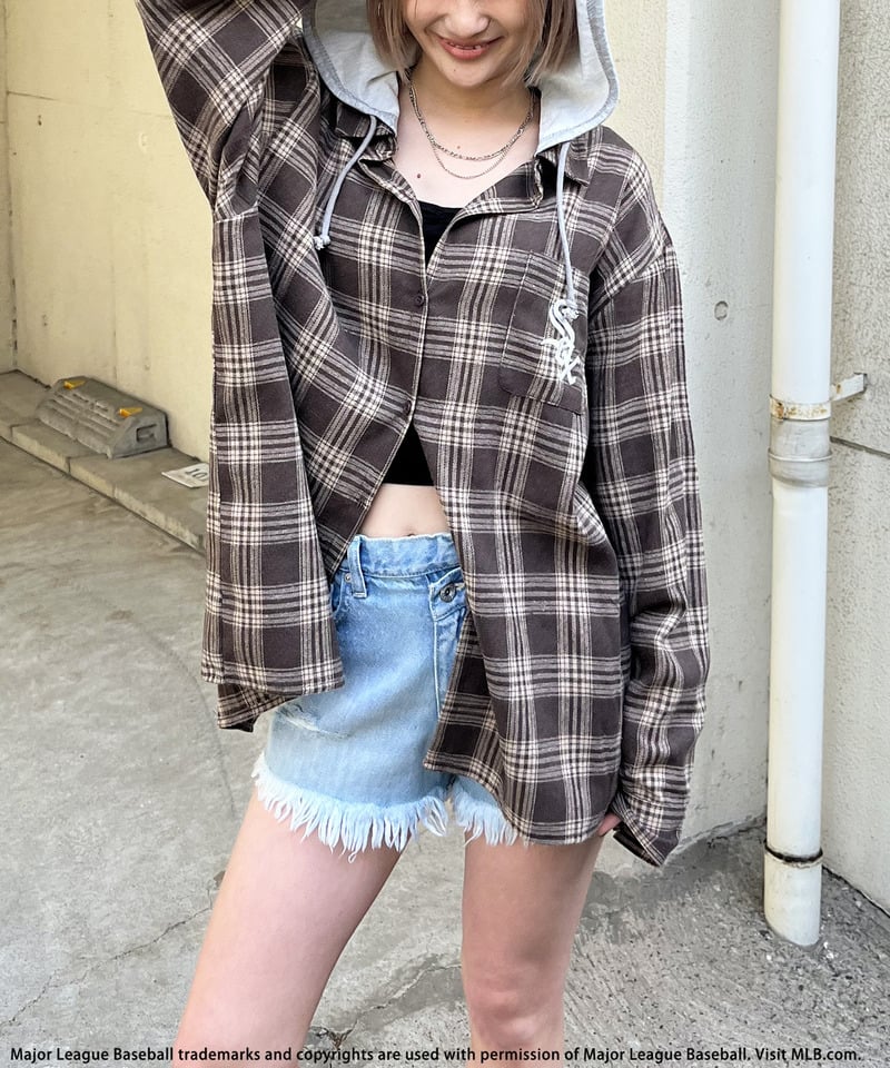 【MLB】チェックシャツフーディー ブラウン系 F