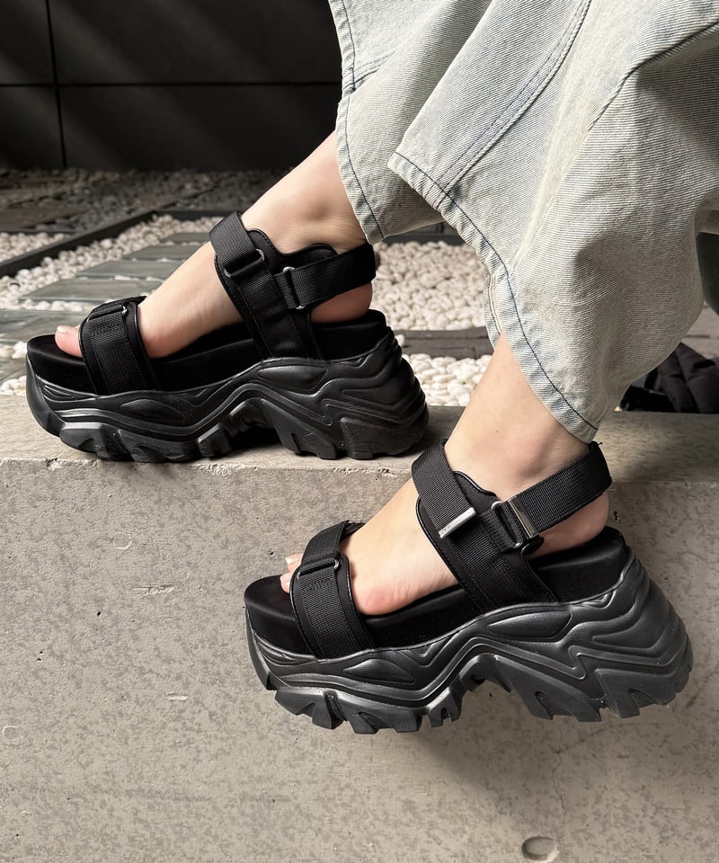 厚底スポーツサンダル ブラック S