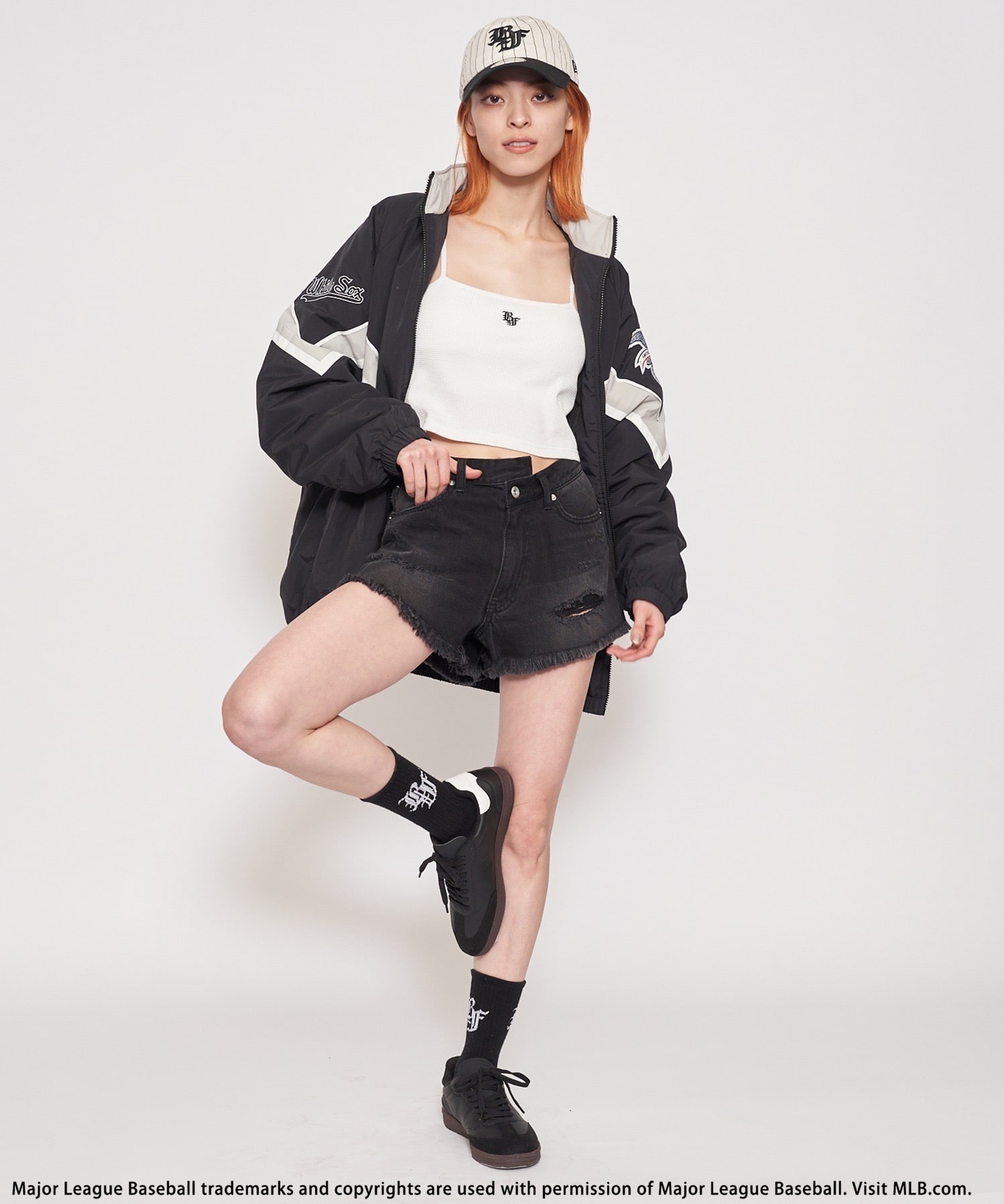 【MLB】ダメージデニムショートパンツ ブルー S