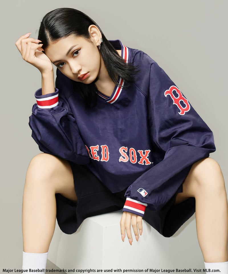 【MLB】刺しゅうロゴナイロンプルオーバー ネイビー F