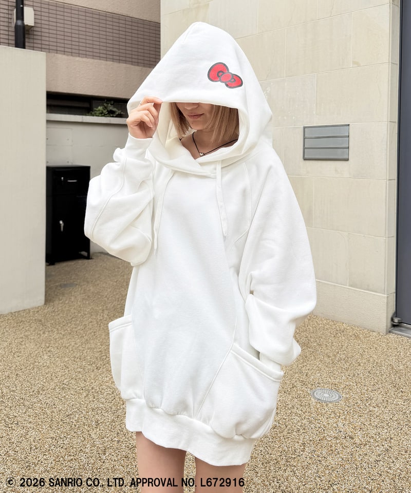【Sanrio/サンリオキャラクターズ】ハローキティバックプリントドルマンパーカー ホワイト F