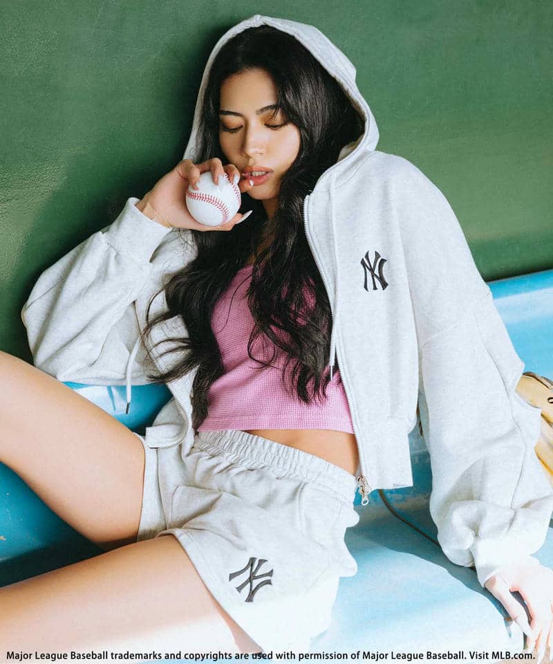 【MLB】ZIPロゴフーディーセットアップ グレー F