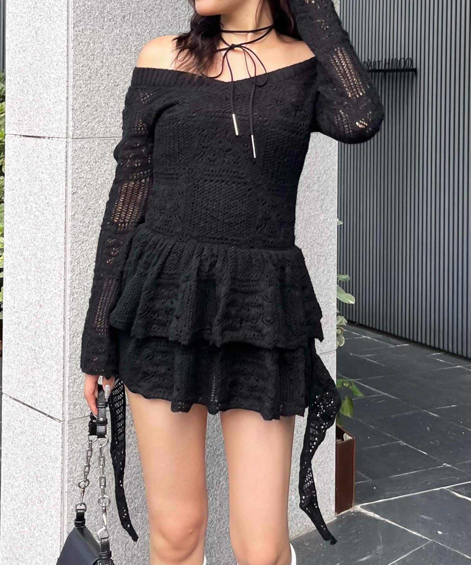 透かし編みティアードニットワンピース ブラック F