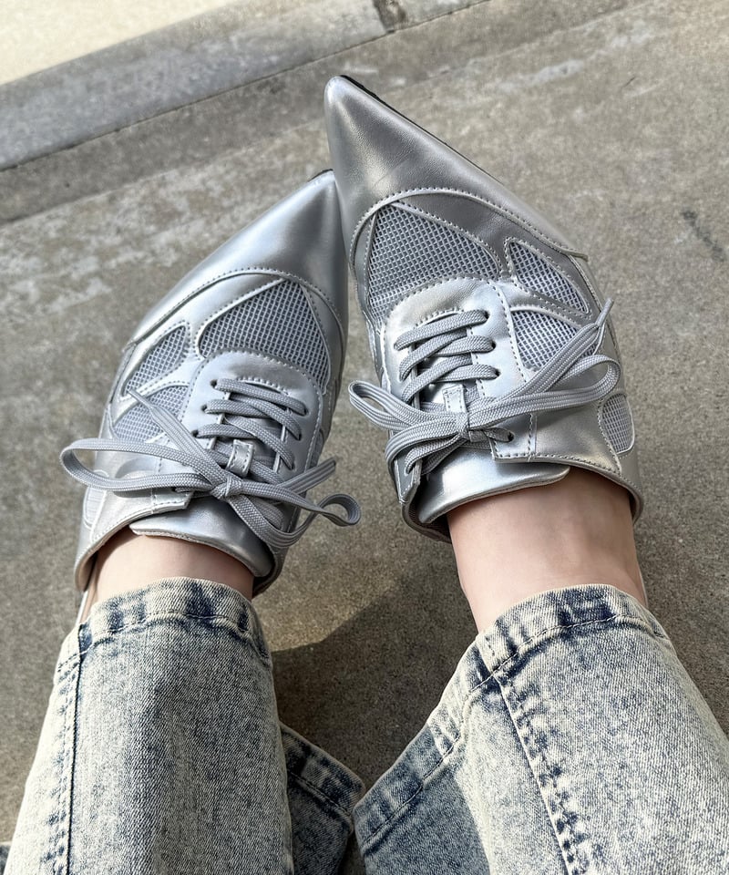 ポインテッドスニーカーミュール シルバー L
