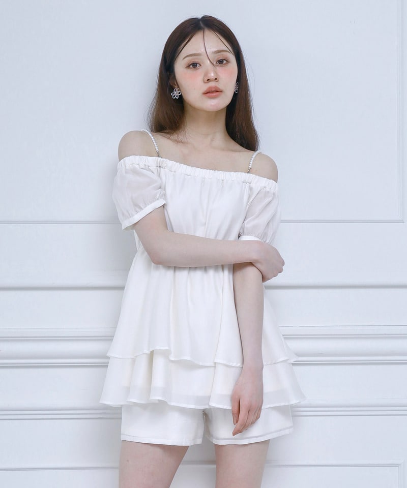 パールストラップラッフルブラウスセットアップ オフホワイト F