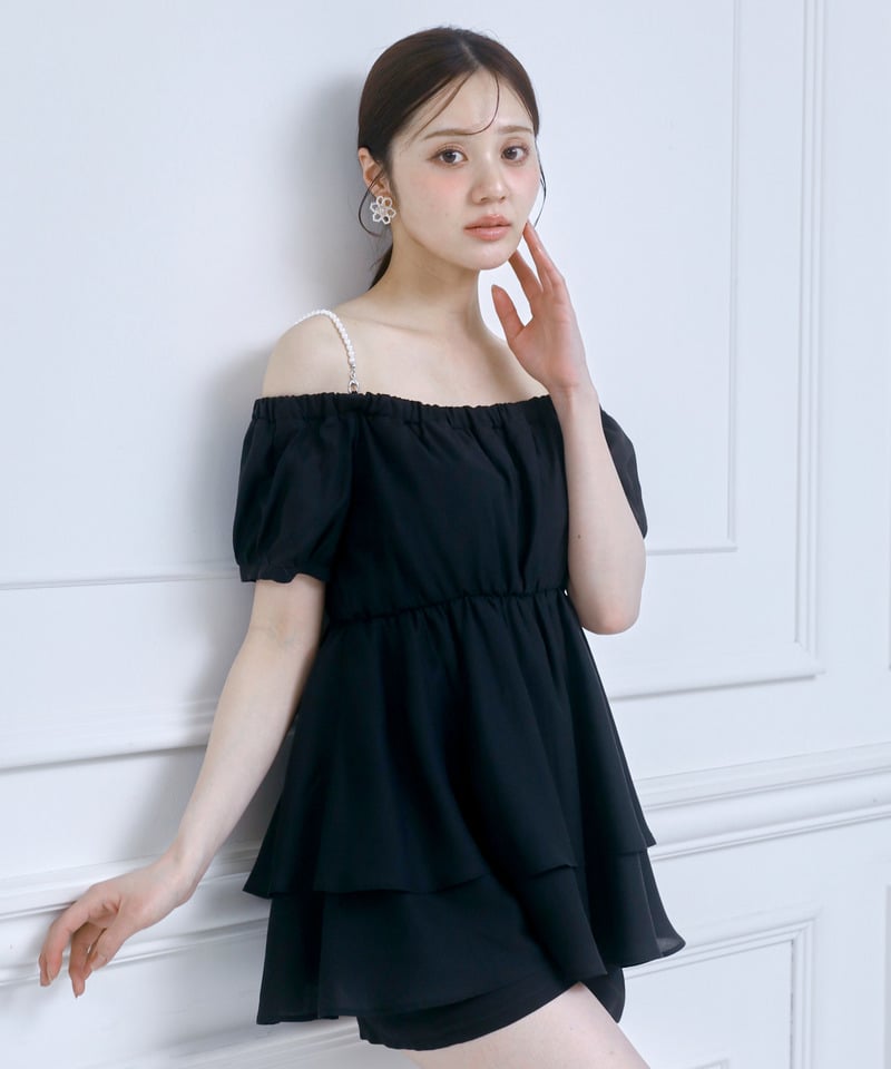 パールストラップラッフルブラウスセットアップ ブラック F