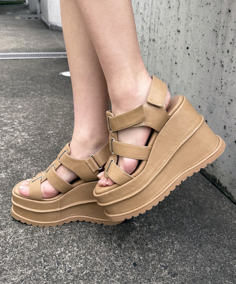 ベルトデザイン厚底サンダル ブラック M